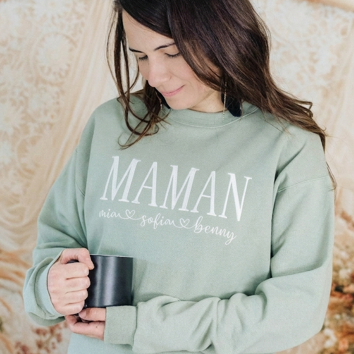 Sweat-shirt pour maman brodé sur mesure avec les prénoms des enfants