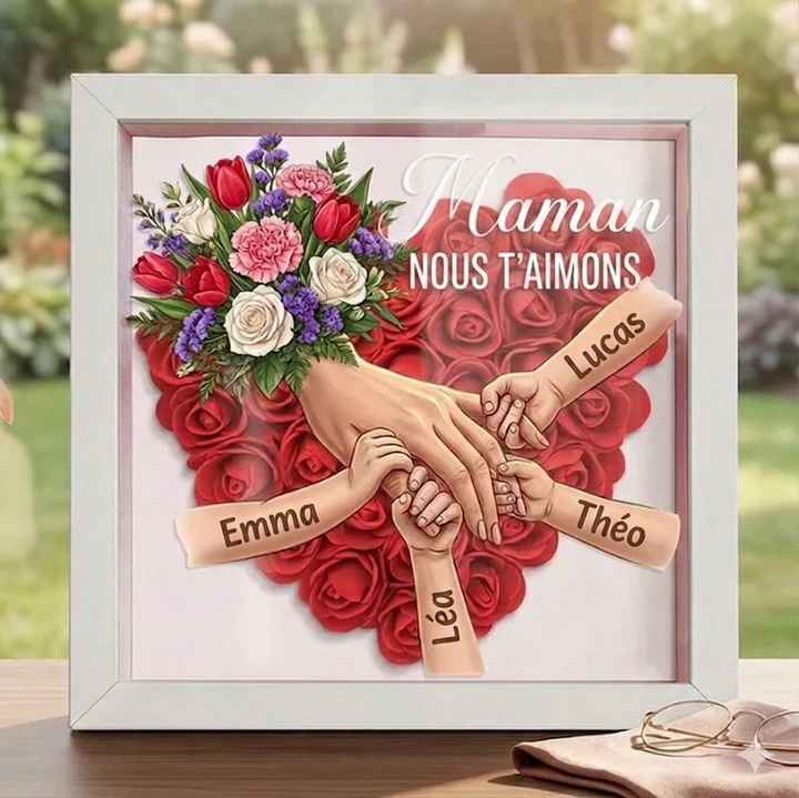 Cadre-vitrine personnalisé « Mains entrelacées » avec tulipes, roses blanches et œillets — Pour Maman