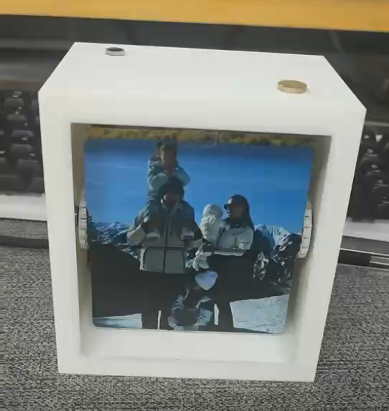 Boîte à Flipbook à Manivelle pour les Familes