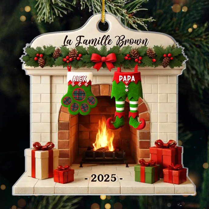 Décoration de Noël personnalisée en acrylique avec noms de famille et choix de vêtements