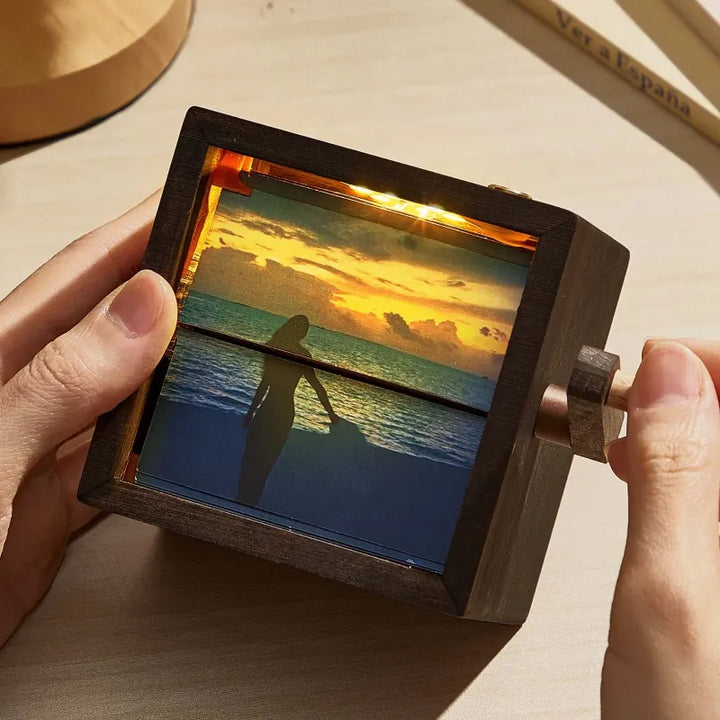 Boîte à Flipbook à Manivelle pour les Amoureux – Souvenir Romantique et Personnalisé