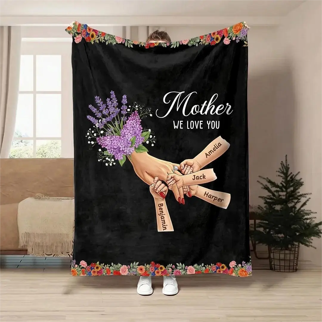 Plaid couverture personnalisée Maman mains entrelacées avec prénoms et fleurs
