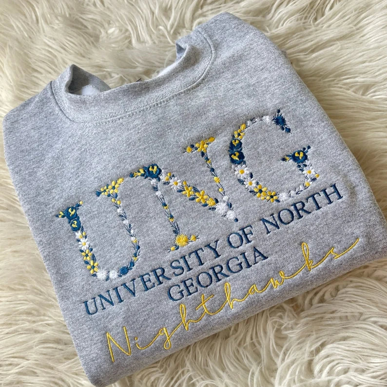 Sweat-shirt et sweat à capuche fleuris personnalisés pour collège - Brodés avec la fierté de VOTRE école