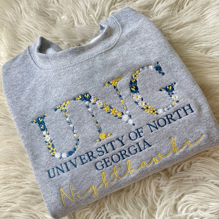 Sweat-shirt et sweat à capuche fleuris personnalisés pour collège - Brodés avec la fierté de VOTRE école