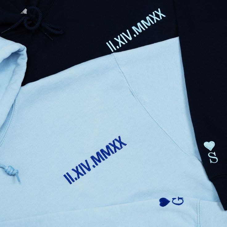 Sweat-shirt pour couple avec date et chiffres romains brodéssur mesure
