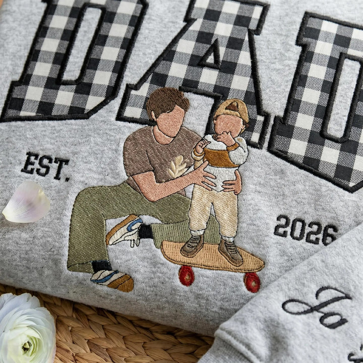 Sweat-shirt personnalisé avec appliqué brodé représentant le portrait d'un papa – Cadeau de fête des Pères