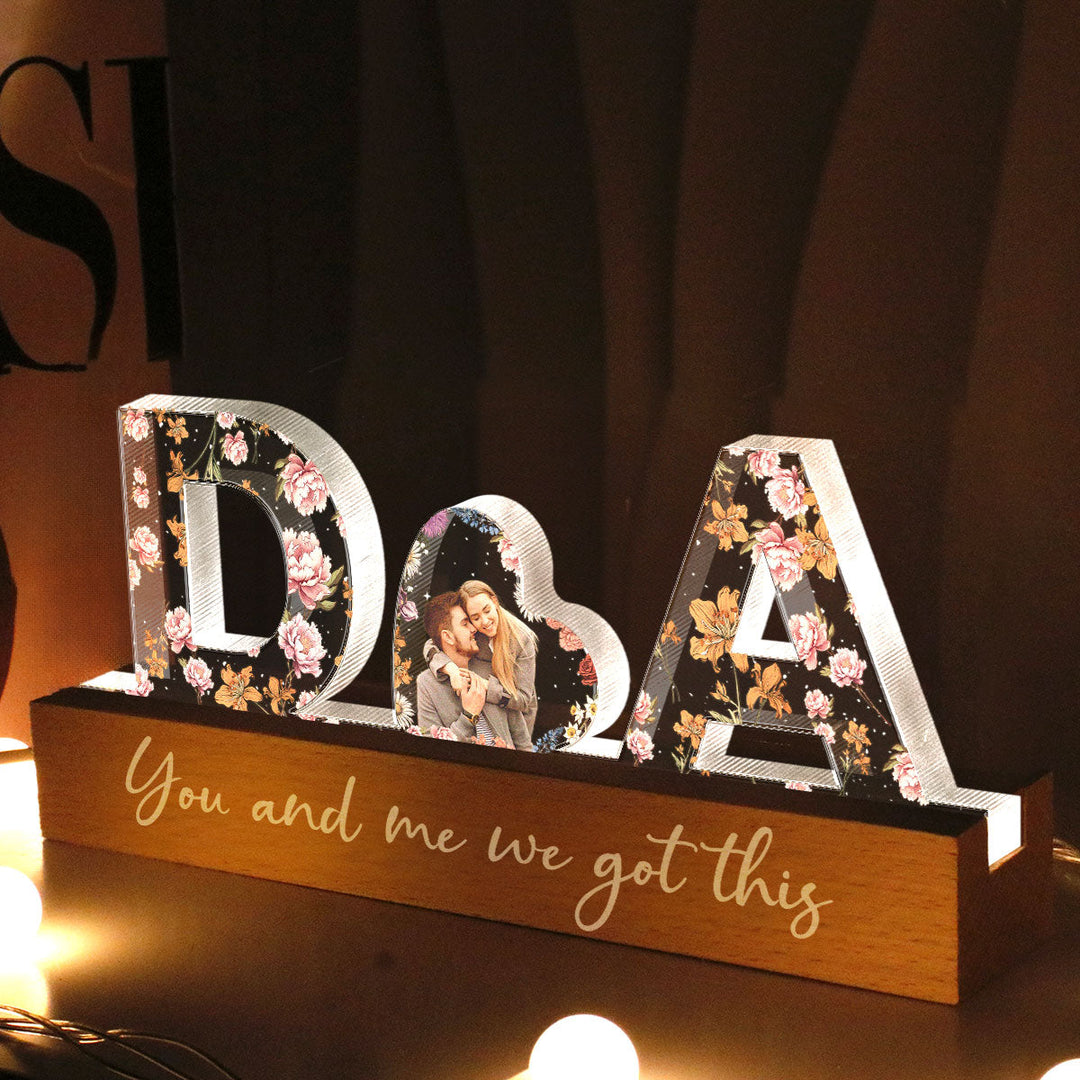 Veilleuse LED personnalisée avec impression florale et mois de naissance pour couple