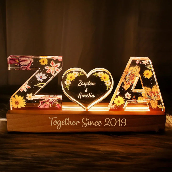 Veilleuse LED en acrylique floral avec initiales de couple personnalisées