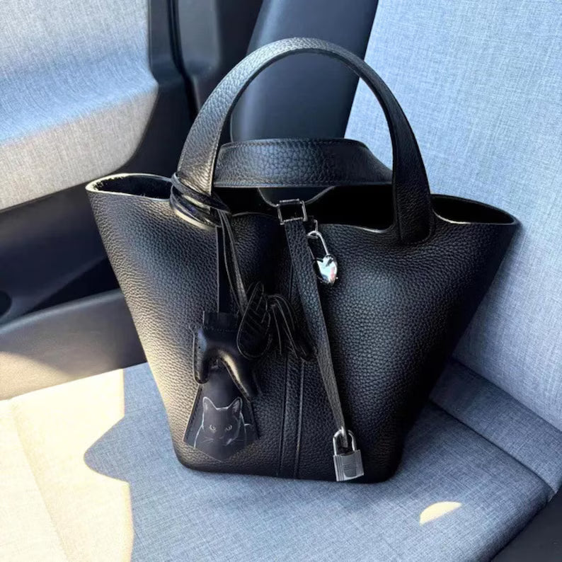 Bijou de sac en cuir personnalisé avec portrait de votre animal