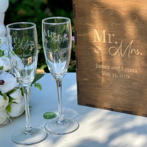 Flûtes à champagne personnalisées avec coffret cadeau en bois