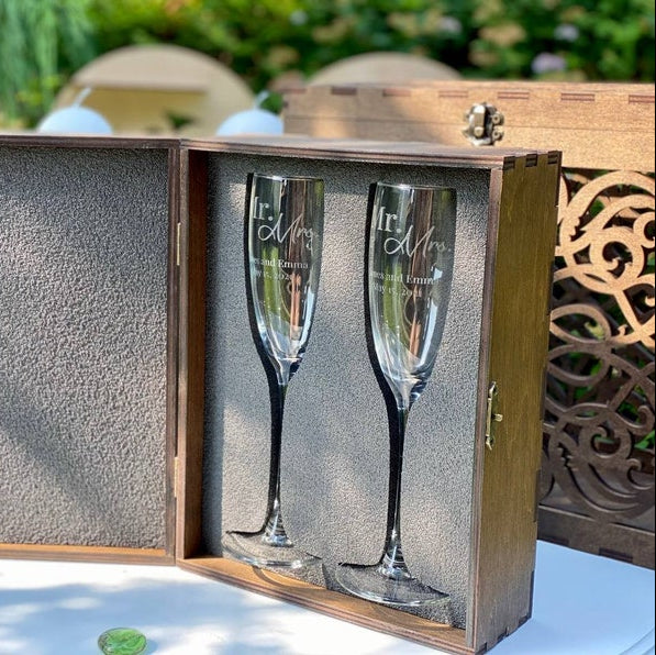 Flûtes à champagne personnalisées avec coffret cadeau en bois