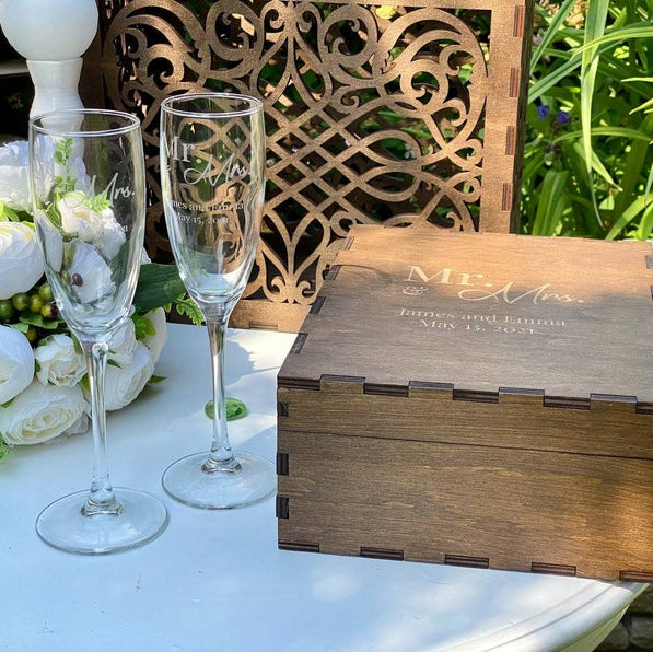 Flûtes à champagne personnalisées avec coffret cadeau en bois