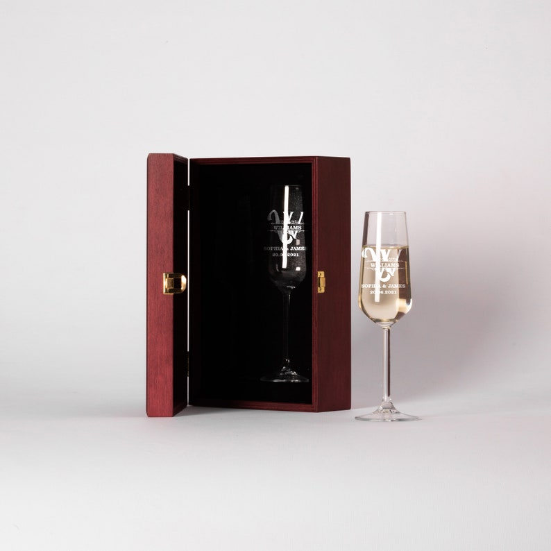 Flûtes à champagne de mariage personnalisées, flûtes à champagne en coffret bois