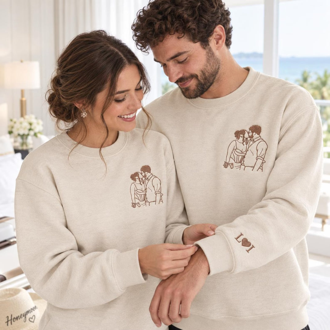 Sweat-shirt personnalisé avec contour brodé d'un portrait de couple – cadeau d'anniversaire ou de Noël