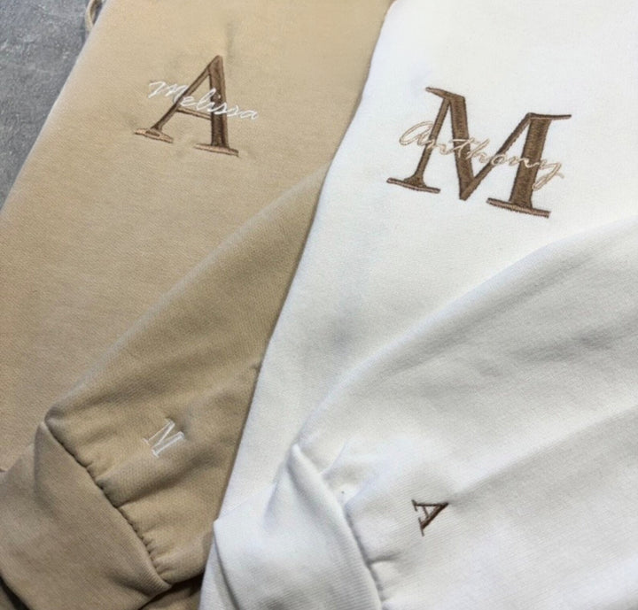 Sweat-shirts/sweats à capuche personnalisés avec nom et initiales pour couple