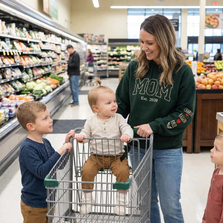 Sweat-shirt brodé pour maman avec le prénom et date de l'enfant