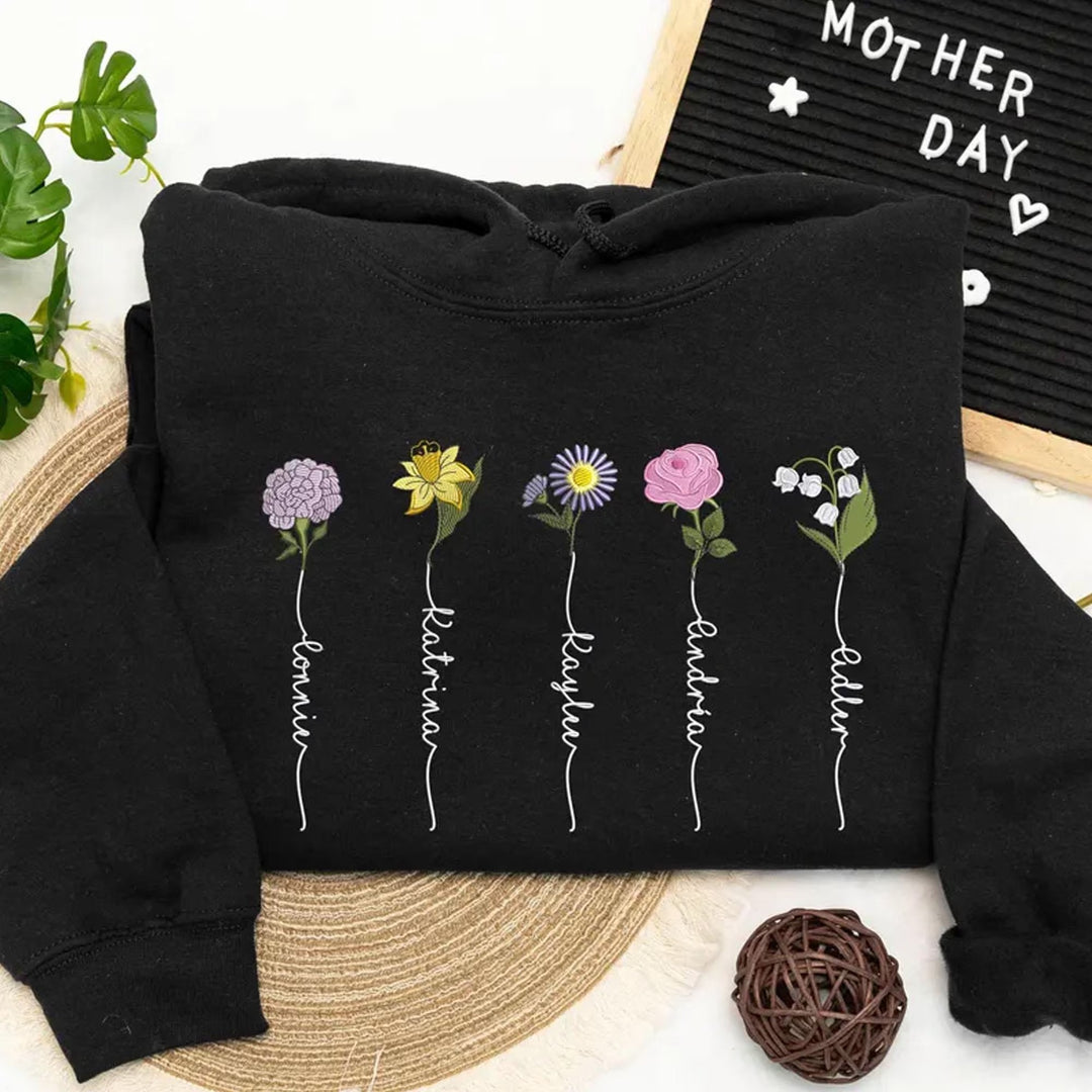 Sweat-shirt brodé personnalisé avec fleur de naissance et prénoms des enfants pour maman