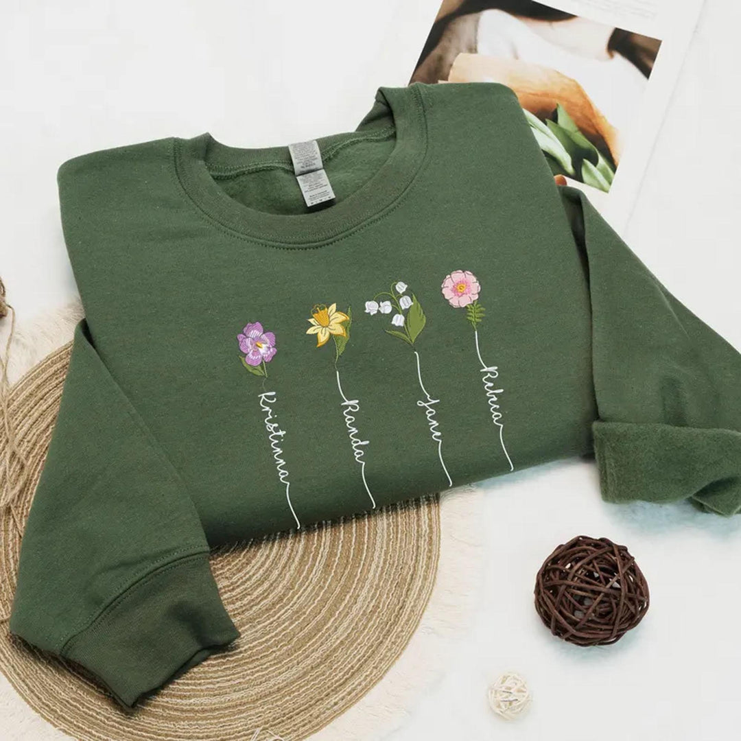 Sweat-shirt brodé personnalisé avec fleur de naissance et prénoms des enfants pour maman