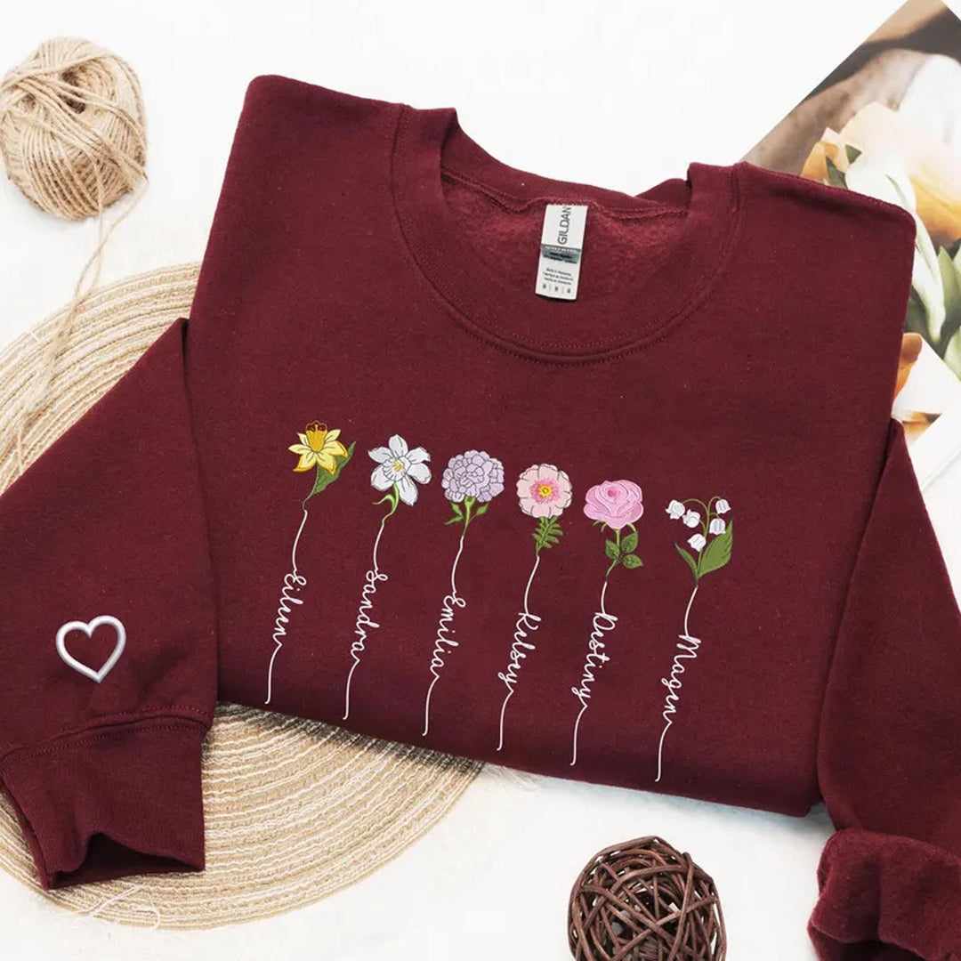 Sweat-shirt brodé personnalisé avec fleur de naissance et prénoms des enfants pour maman