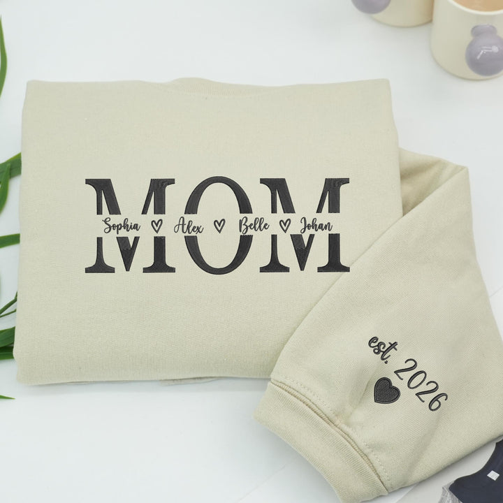 Sweat-shirt brodé pour maman avec le prénom de l'enfant