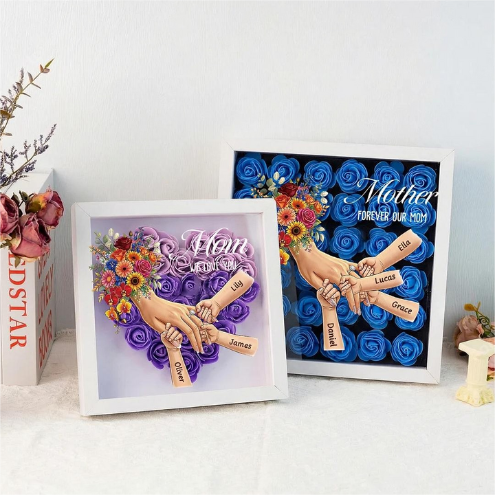 Boîte d’ombre cœur floral personnalisée Maman mains avec prénoms enfants et bague manicure