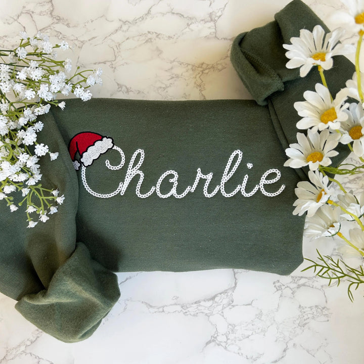 Sweat-shirt de Noël personnalisé brodé avec chapeau de Noël, cadeau de Noël personnalisé2025