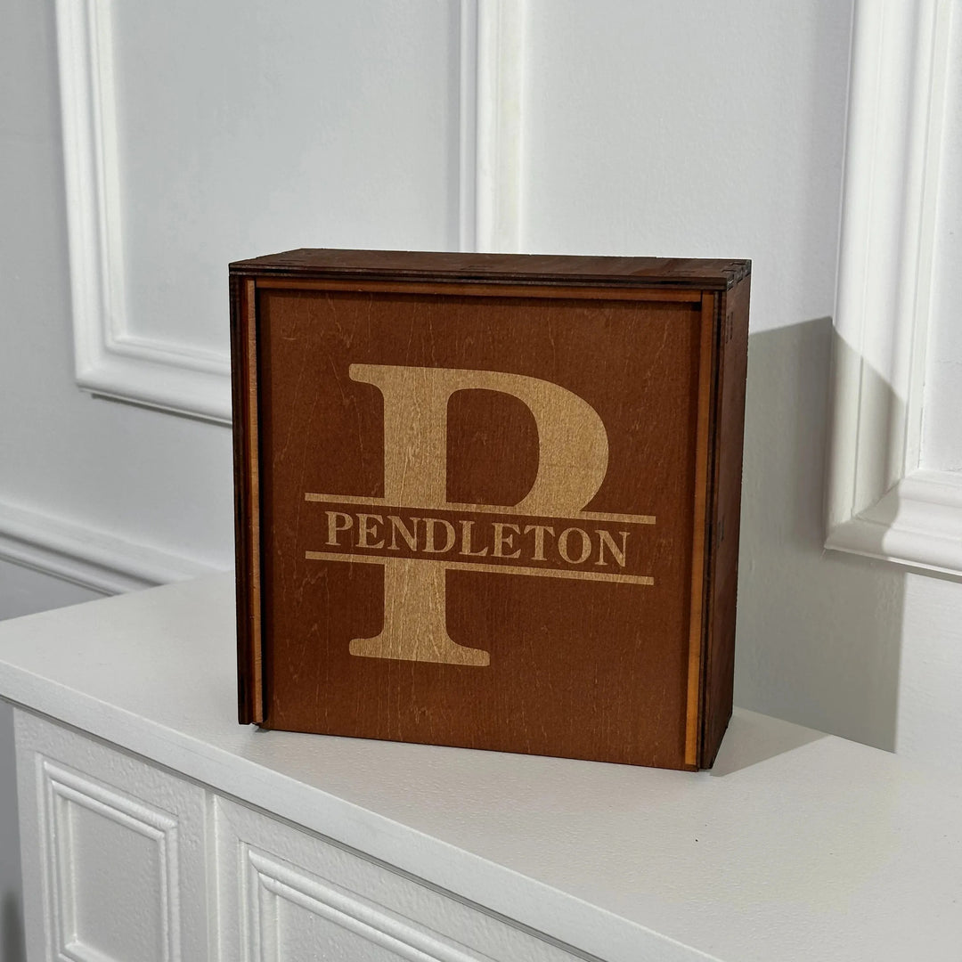 Cendrier à cigares en noyer avec nom personnalisé