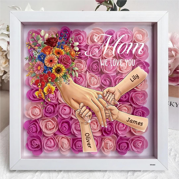 Boîte d’ombre cœur floral personnalisée Maman mains avec prénoms enfants et bague manicure