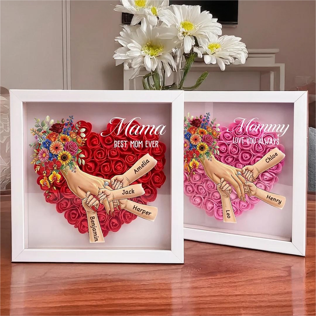 Boîte d’ombre cœur floral personnalisée Maman mains avec prénoms enfants et bague manicure