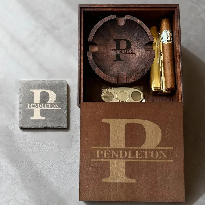 Cendrier à cigares en noyer avec nom personnalisé