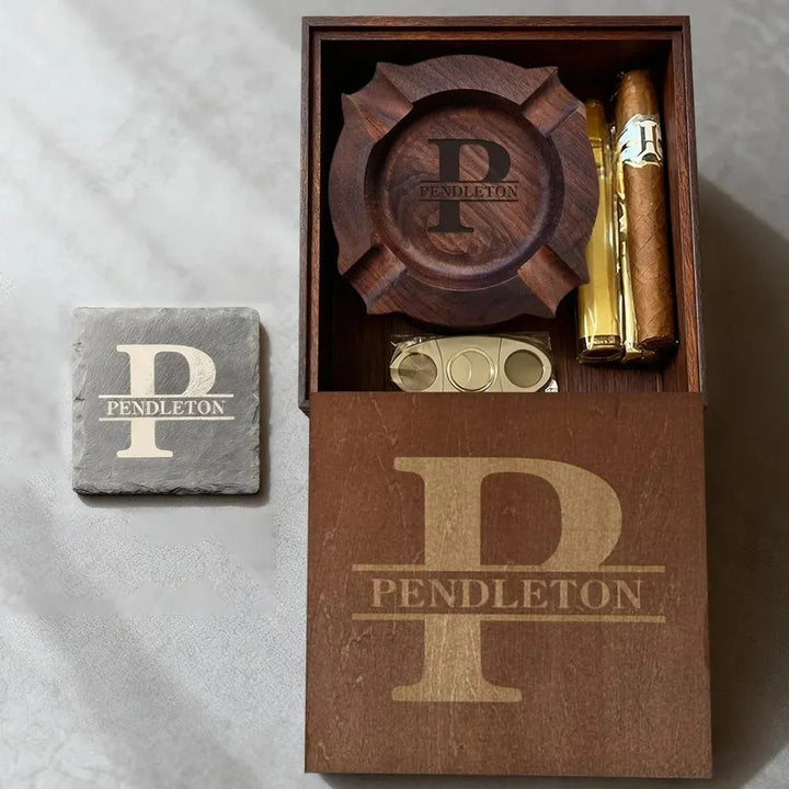 Cendrier à cigares en noyer avec nom personnalisé