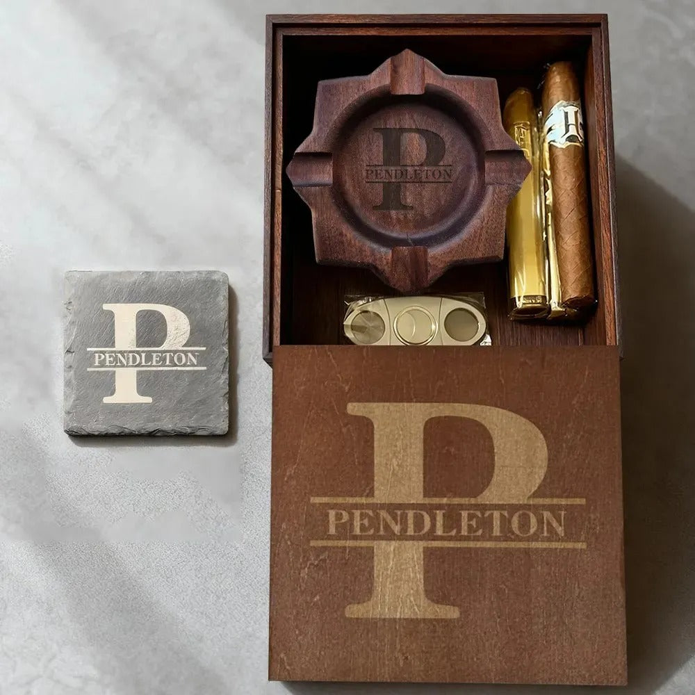 Cendrier à cigares en noyer avec nom personnalisé