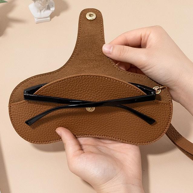 Étui à lunettes en cuir personnalisé avec un prénom, cadeau pour elle ou lui