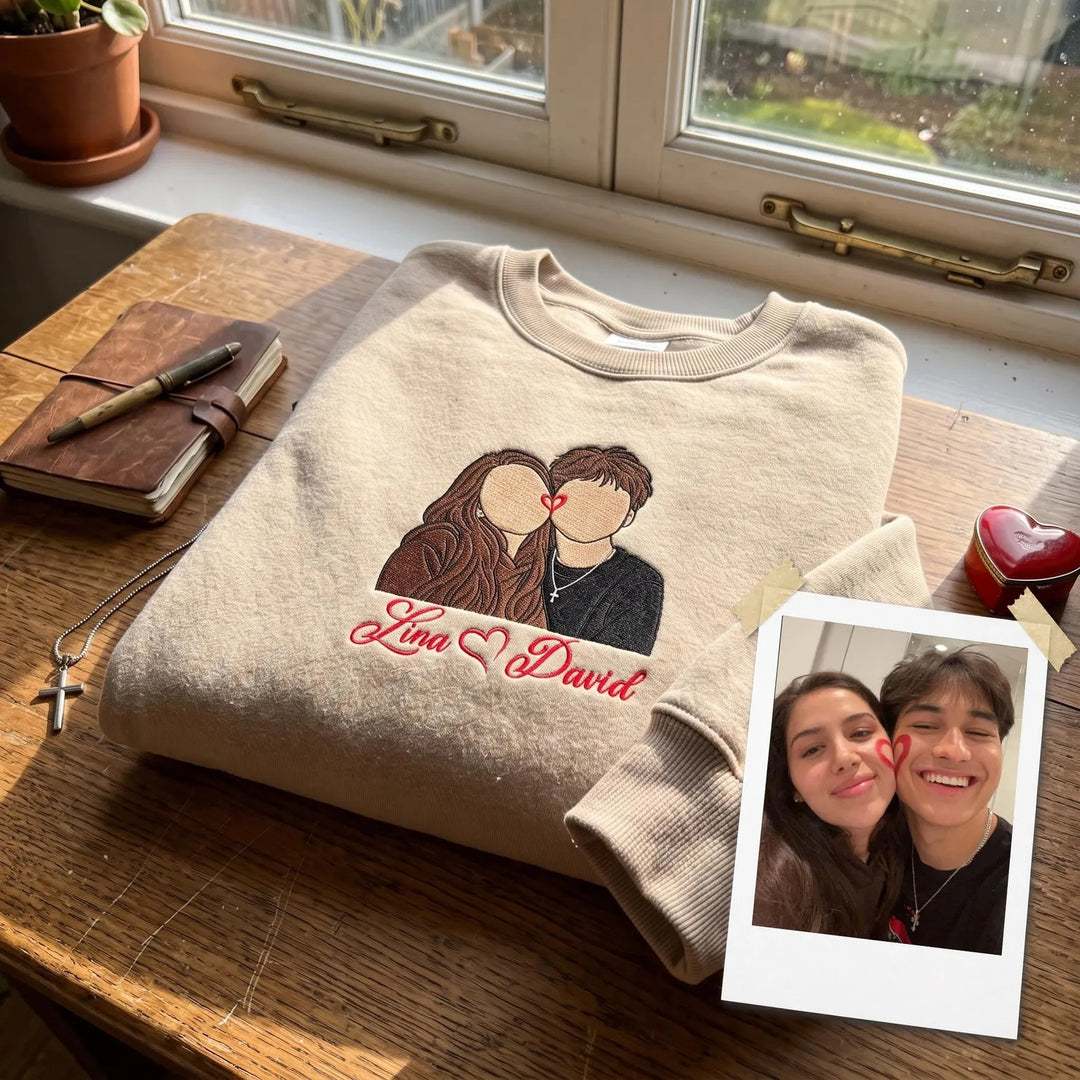 Sweat-shirts personnalisés avec portrait de couple brodé— un cadeau d'anniversaire ou de Noël