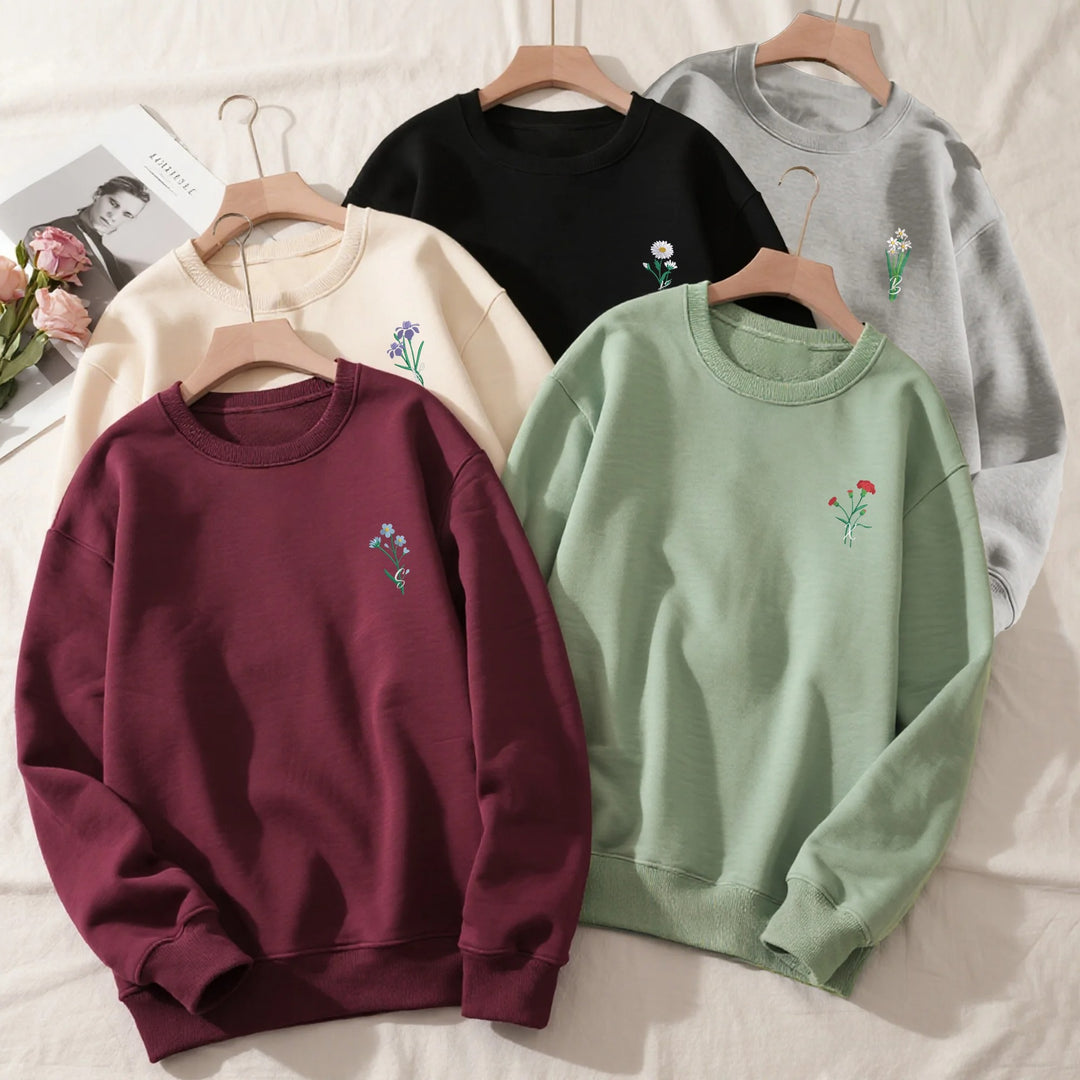 Sweat-shirt multicolore à fleurs d'anniversaire personnalisé avec initiales brodées, parfait pour la famille et les amis