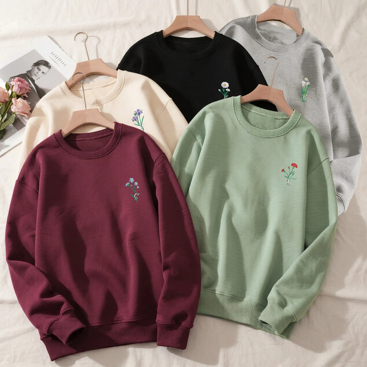 Sweat-shirt multicolore à fleurs d'anniversaire personnalisé avec initiales brodées, parfait pour la famille et les amis
