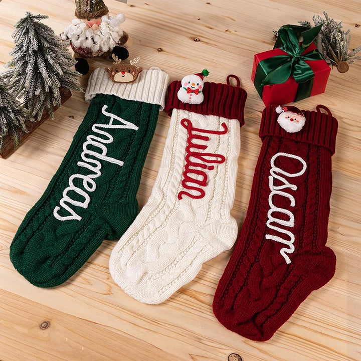 Chaussette de Noël tricotée personnalisée avec nom, bonhomme de neige, Père Noël et élan, cadeau de Noël pour la famille
