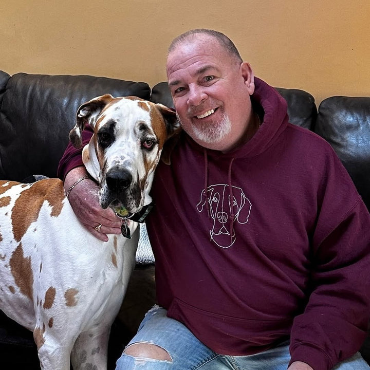 Sweat à capuche brodé personnalisé avec contour du visage de votre animal de compagnie et chapeau de Père Noël