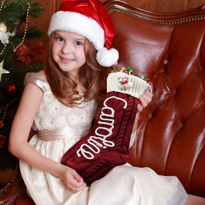 Chaussette de Noël tricotée personnalisée avec nom, bonhomme de neige, Père Noël et élan, cadeau de Noël pour la famille