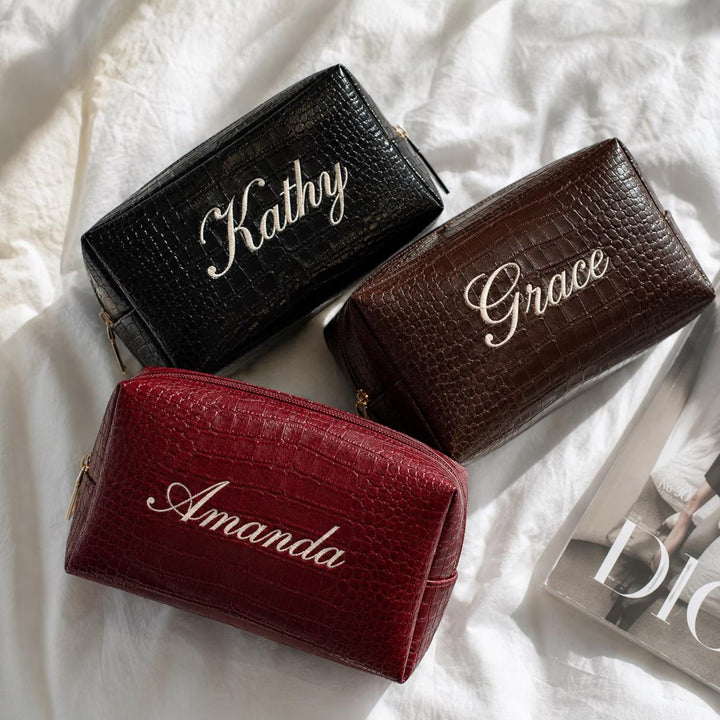 Trousse de toilette en cuir personnalisée avec nom brodé – Idée cadeau pour Noël et un anniversaire