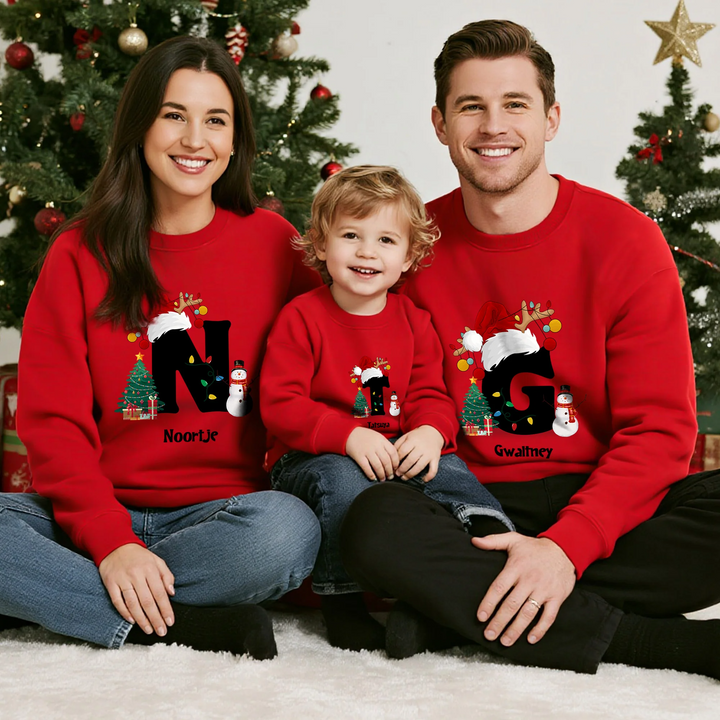 Sweat-shirt à capuche multicolore personnalisé avec sapins de Noël et bonhommes de neige, avec initiale et nom, cadeau de Noël