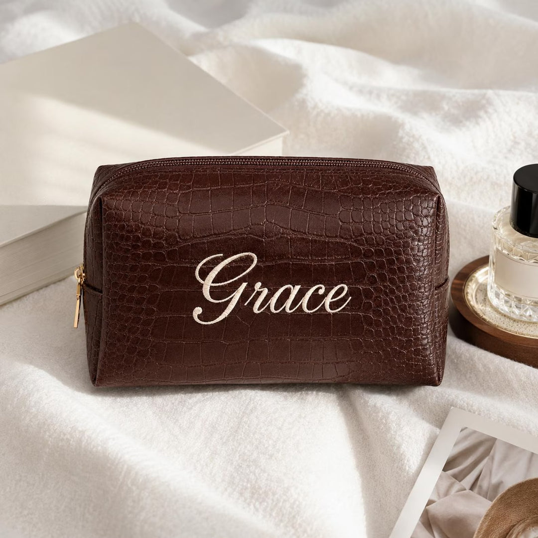 Trousse de toilette en cuir personnalisée avec nom brodé – Idée cadeau pour Noël et un anniversaire