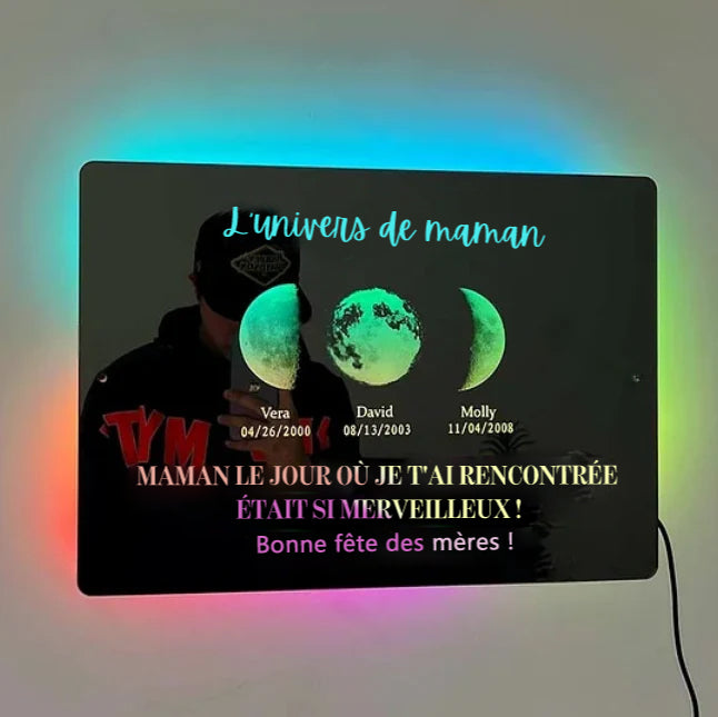 Miroir lumineux LED personnalisé avec texte et date - L'univers de maman/papa