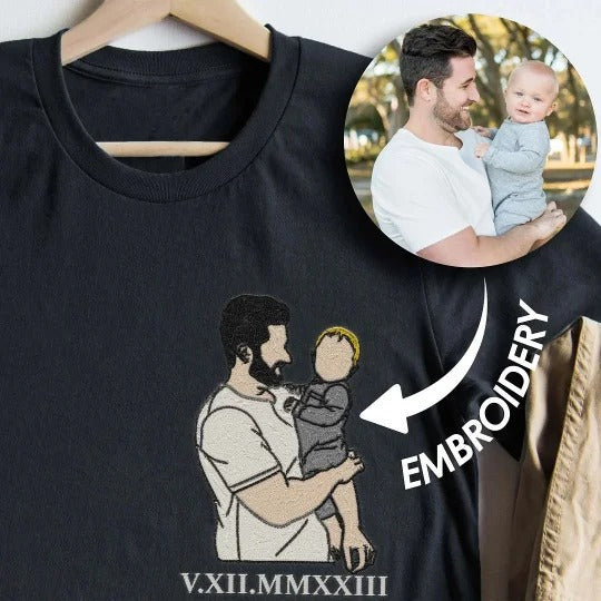 T-shirt brodé personnalisé avec portrait de maman/papa/famille et chiffres romains