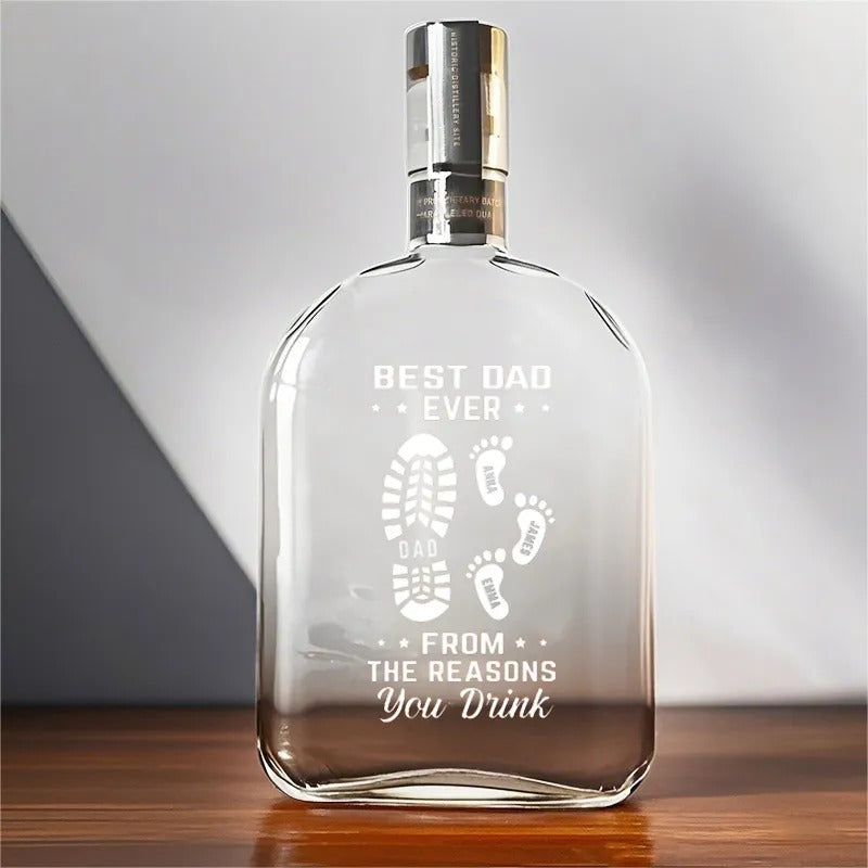 Bouteille de whisky personnalisée avec empreinte de pied du meilleur papa de tous les temps et nom de l'enfant
