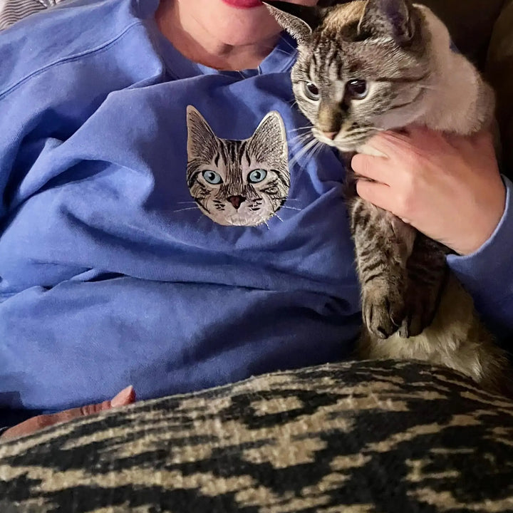 Sweat-shirt brodé avec visage de chien personnalisé