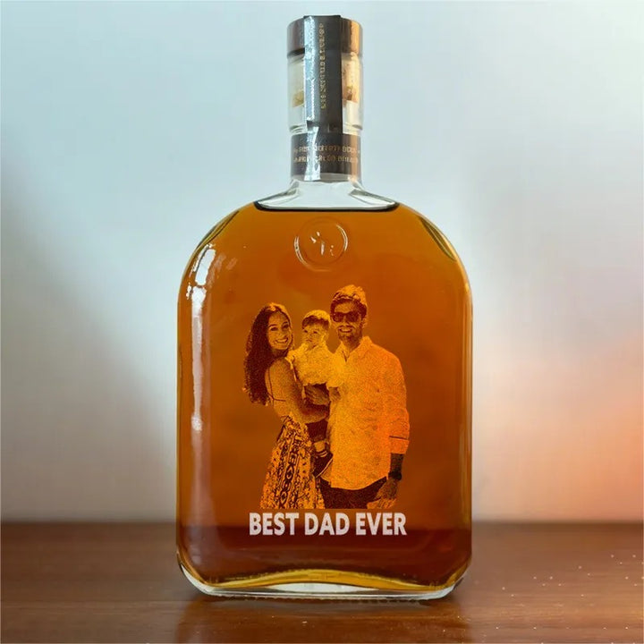 Personnalisez la meilleure bouteille de whisky photo de papa, un cadeau de fête des pères pour papa