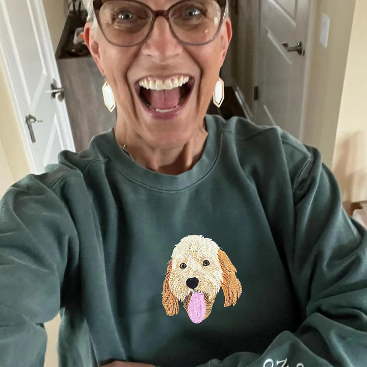 Sweat-shirt brodé en couleur avec portrait d'animal de compagnie，chien