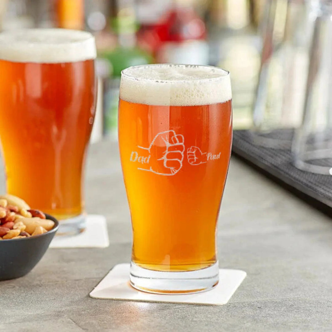 Verres à bière gravés pour papa, poings personnalisés pour papa et enfants avec noms