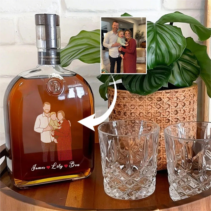 Bouteille de whisky personnalisée avec portrait de famille et prénoms, cadeau idéal pour la fête des pères